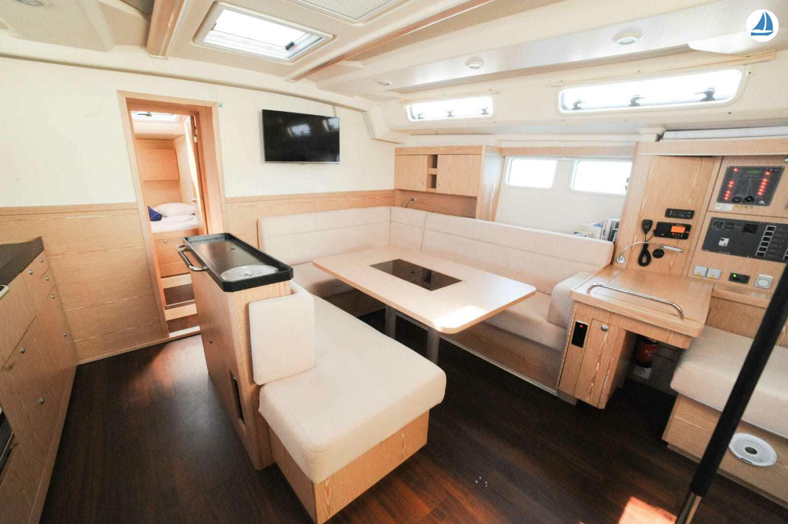 Foto Hanse 505 12