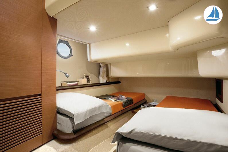 Foto Azimut 43 Fly 6