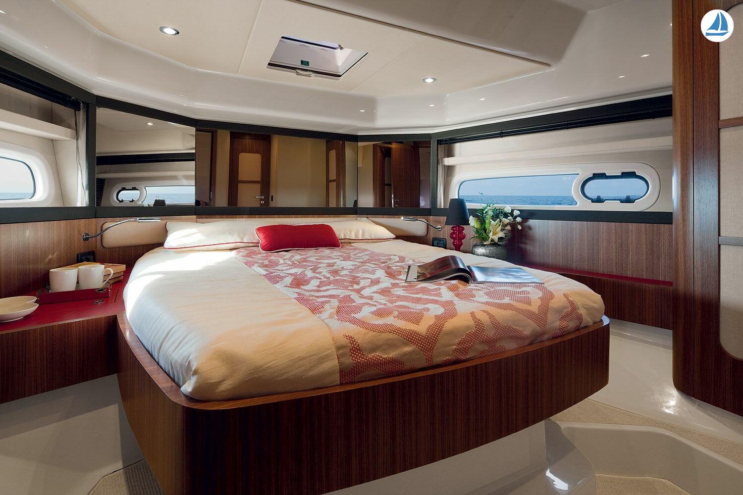 Foto Azimut 43 Fly 7