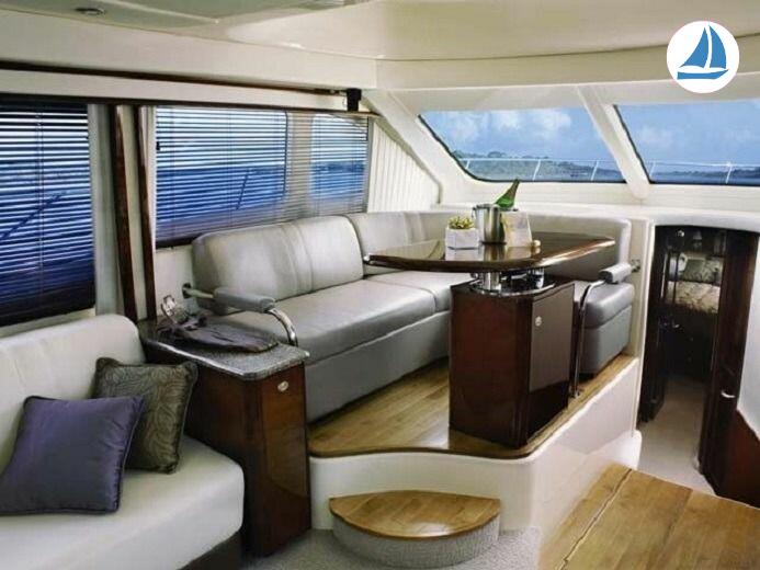 Foto Sea Ray 525 Sedan 3