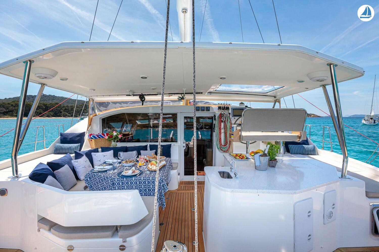 Foto Discovery Yachts DIXON 50 6