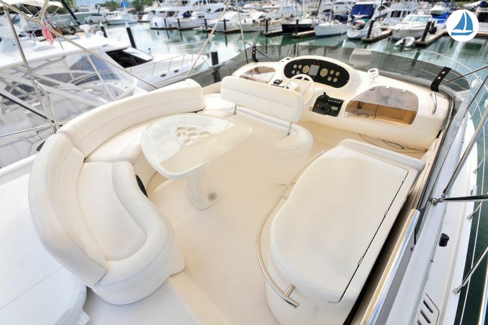 Foto Azimut 58 3