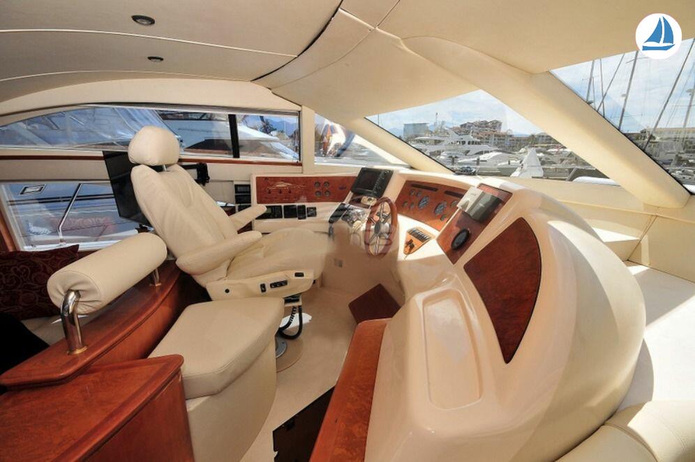 Foto Azimut 58 4