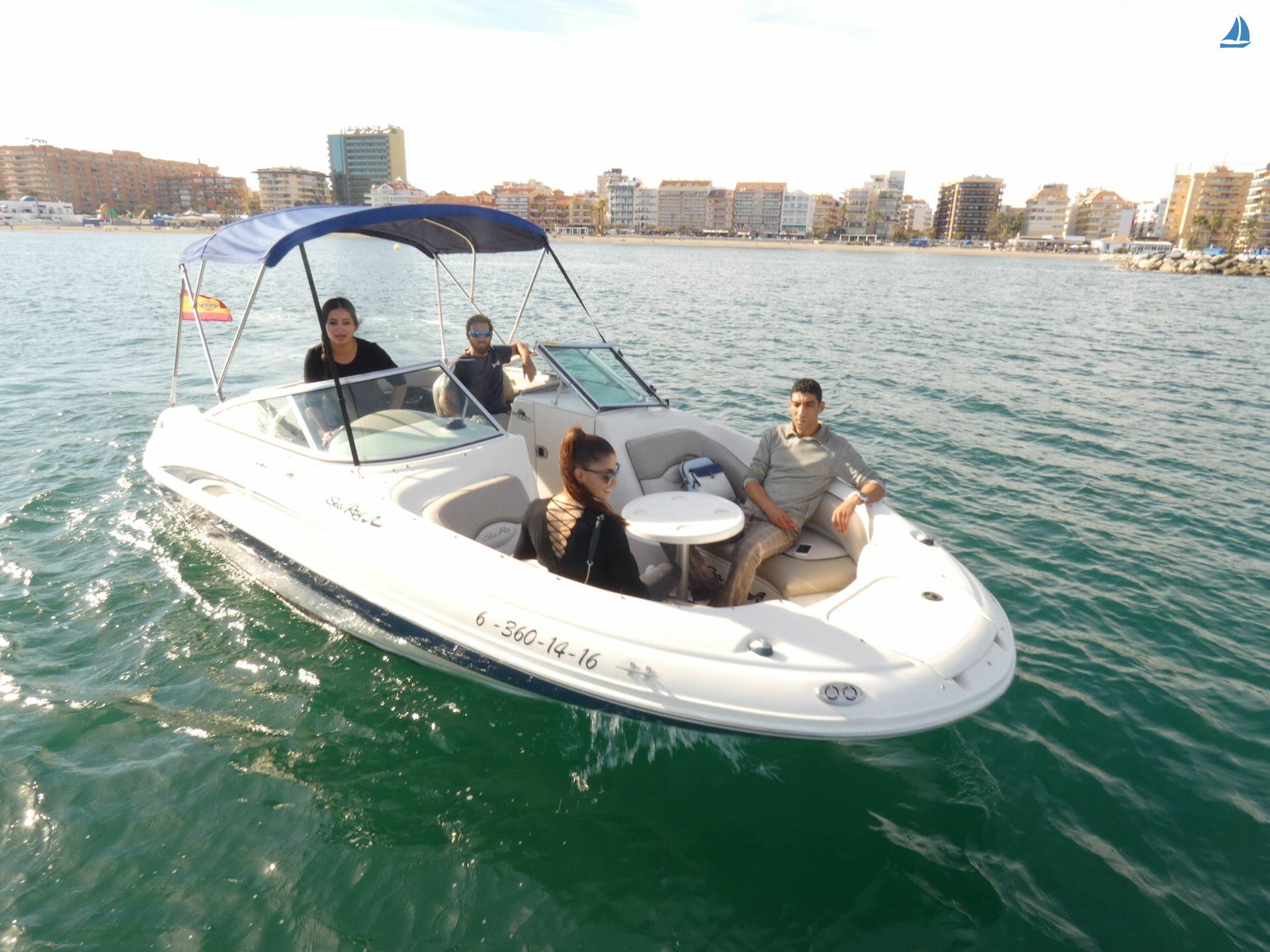 Foto Sea Ray 200 Sundeck 2