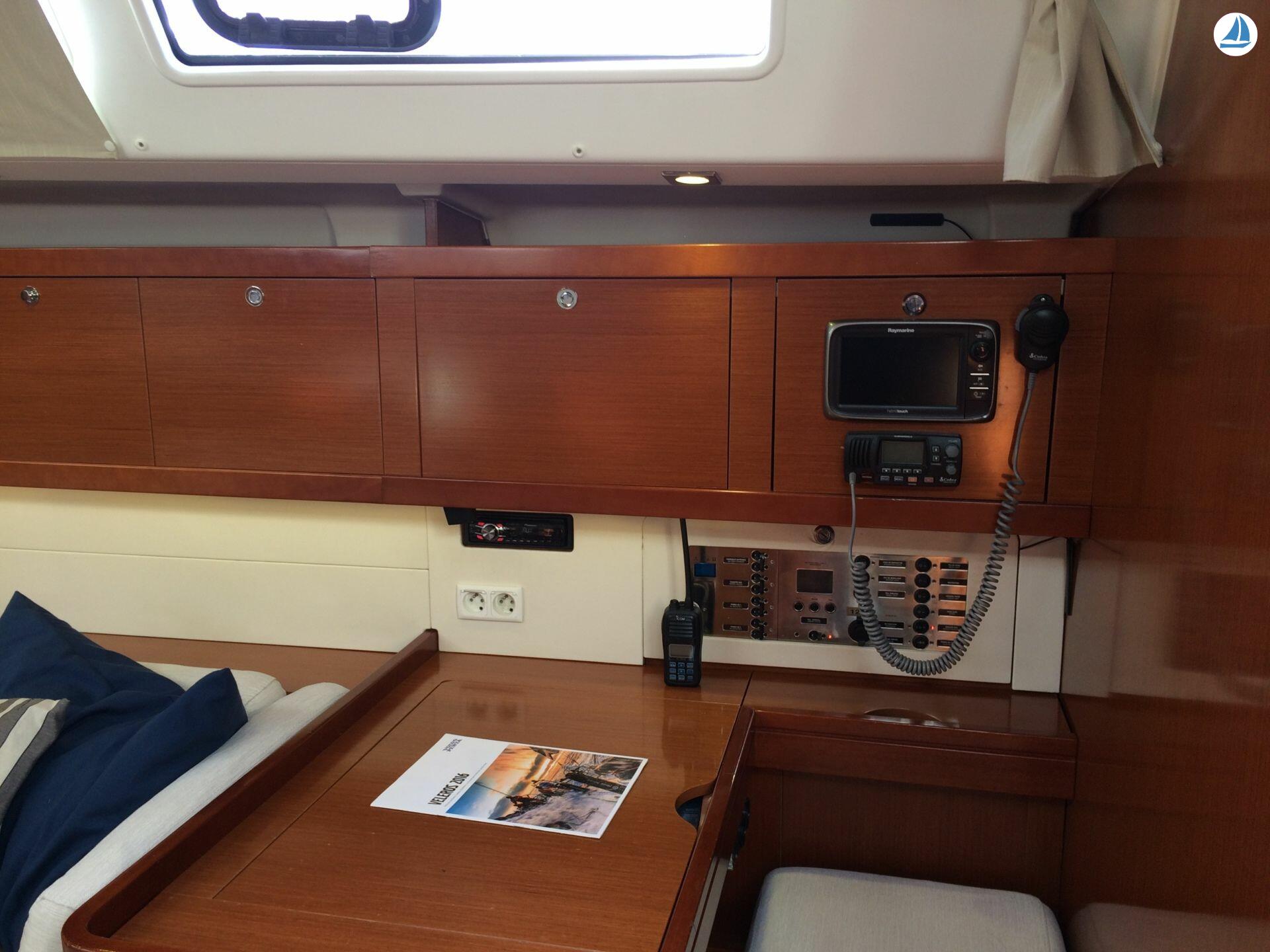 Foto Beneteau Oceanis 50 Grand Family 16