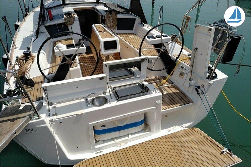 Foto Dufour 360 Grand Large 5