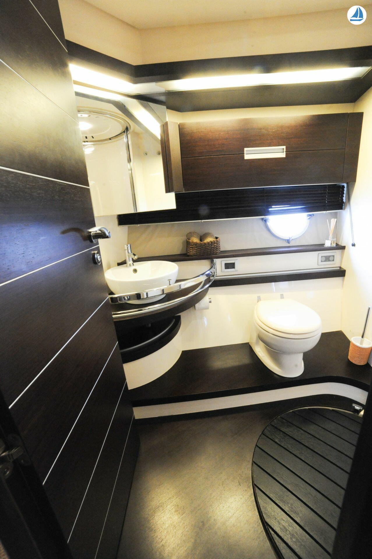 Foto Azimut 68s 20