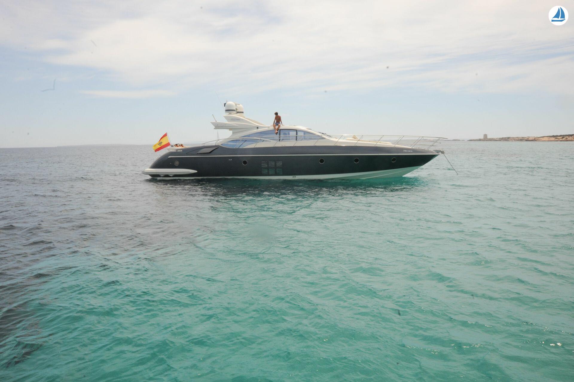 Foto Azimut 68s 43
