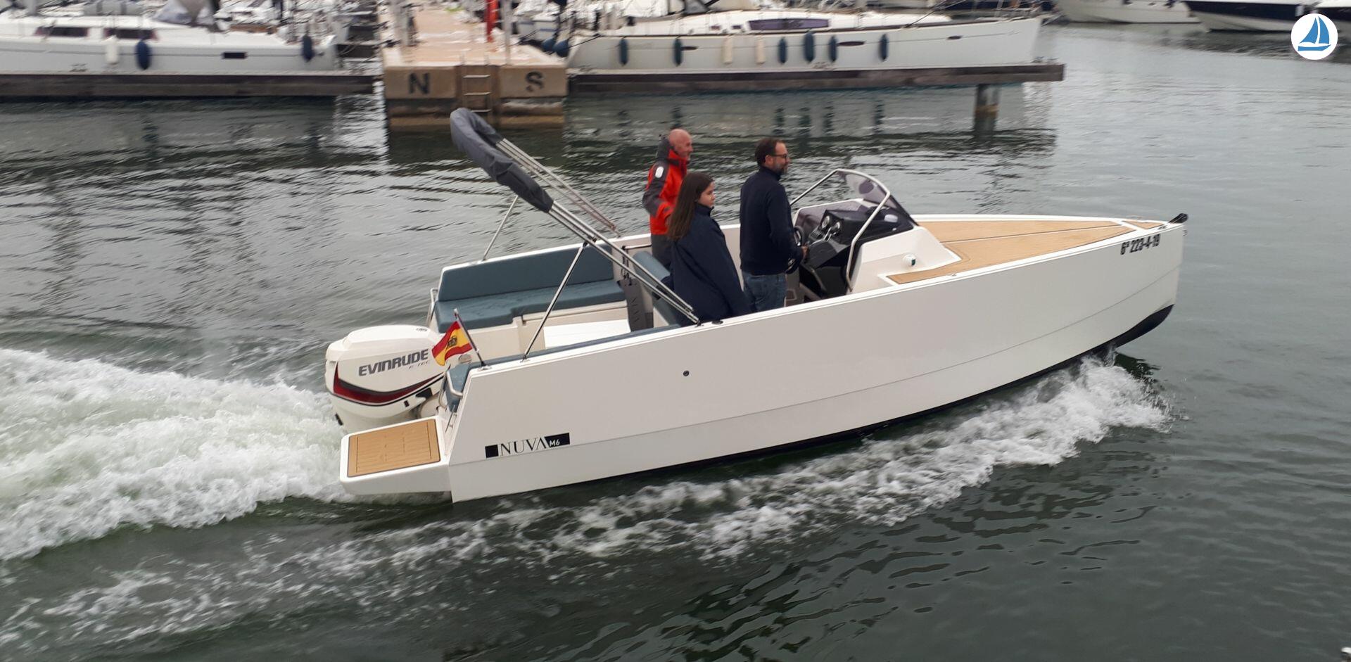 Foto Nuva M6 CABIN 6