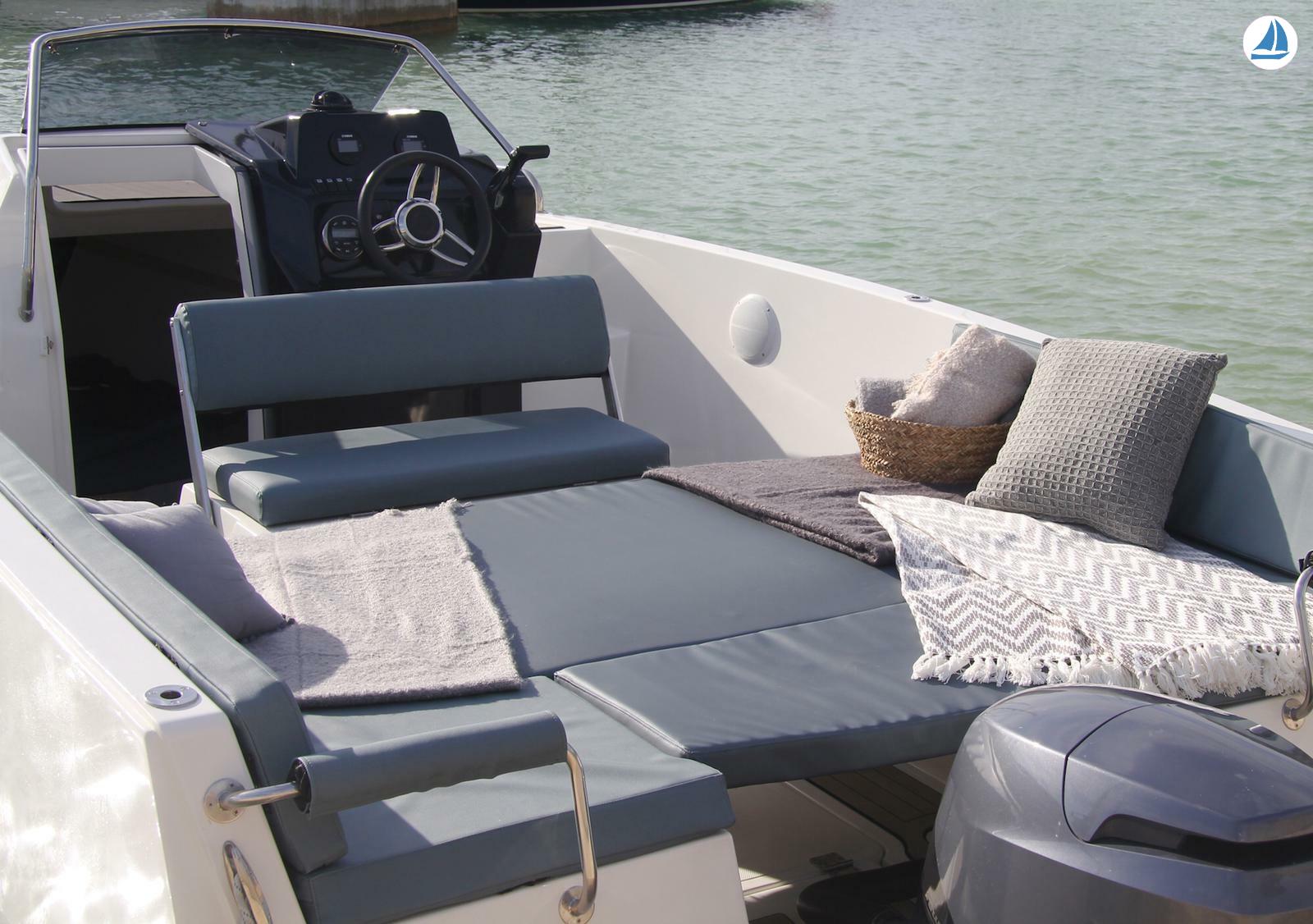 Foto Nuva M6 CABIN 8