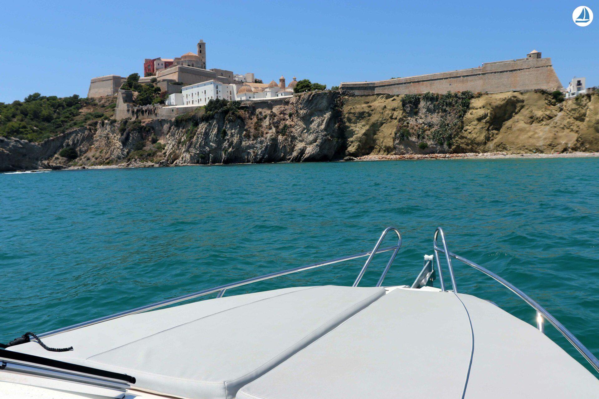 Foto PACIFIC CRAFT 700 DAY CRUISER 11