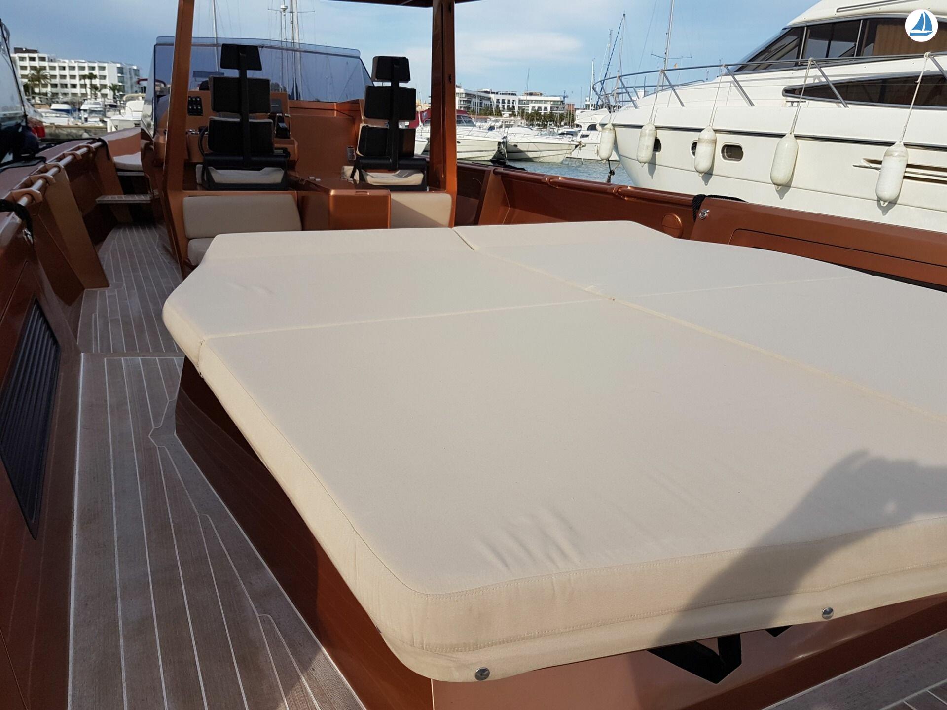 Foto Wally Tender 45 10