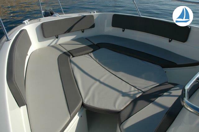 Foto Jeanneau Cap Camarat 7.5CC 2018 7