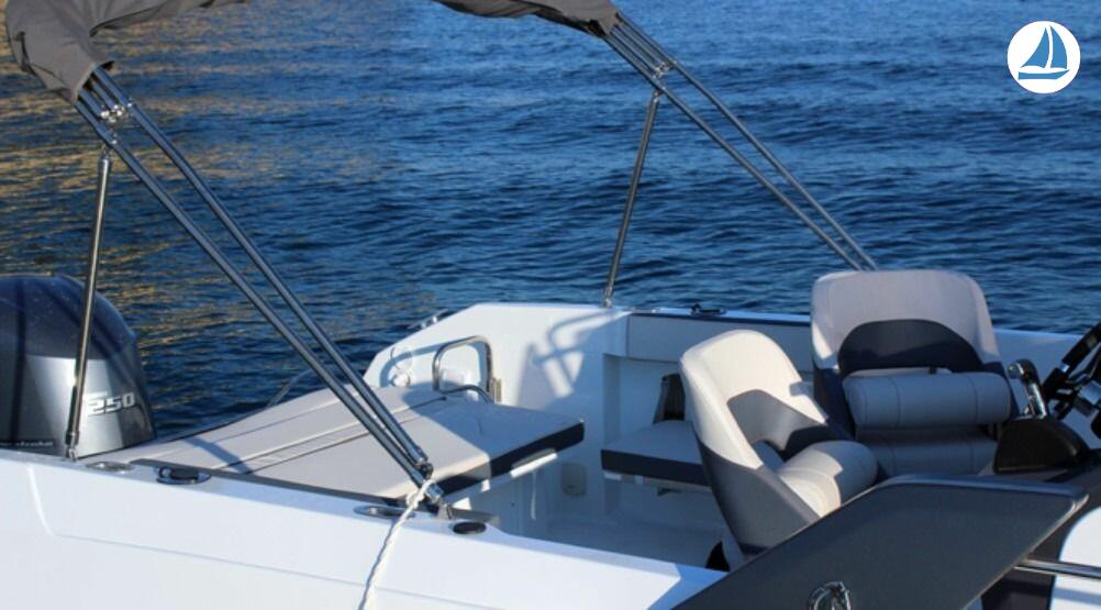 Foto Beneteau Flyer 7.7 Sundeck 4
