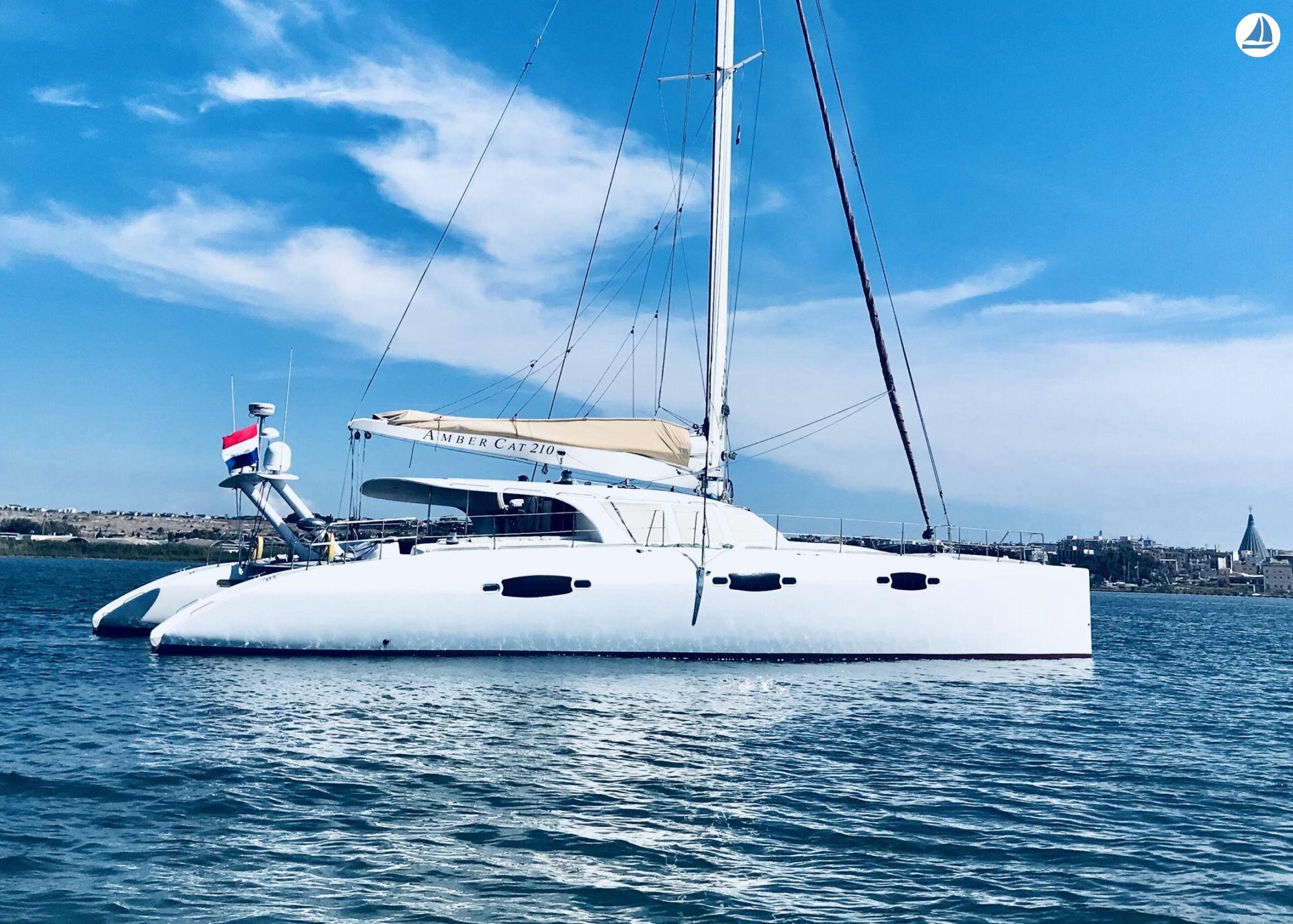 Foto Enmar Ambercat 210 2