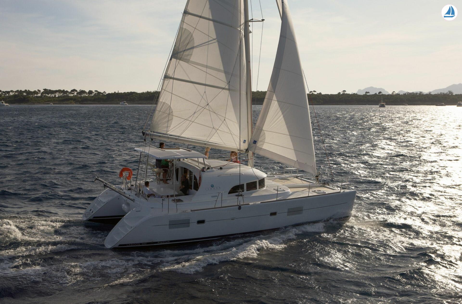 Foto Lagoon 380 S2 1