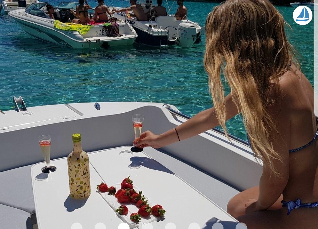 Foto V2 Boats Open 500 Luxe 8