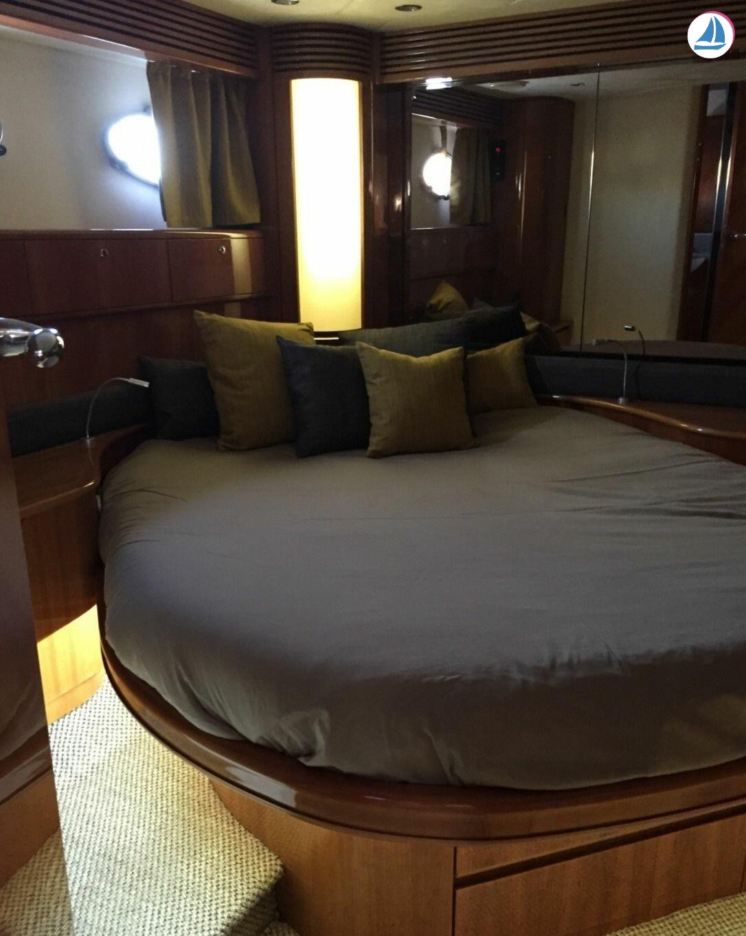 Foto Princess V65 11