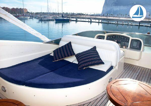 Foto Astondoa 72 FLY 12