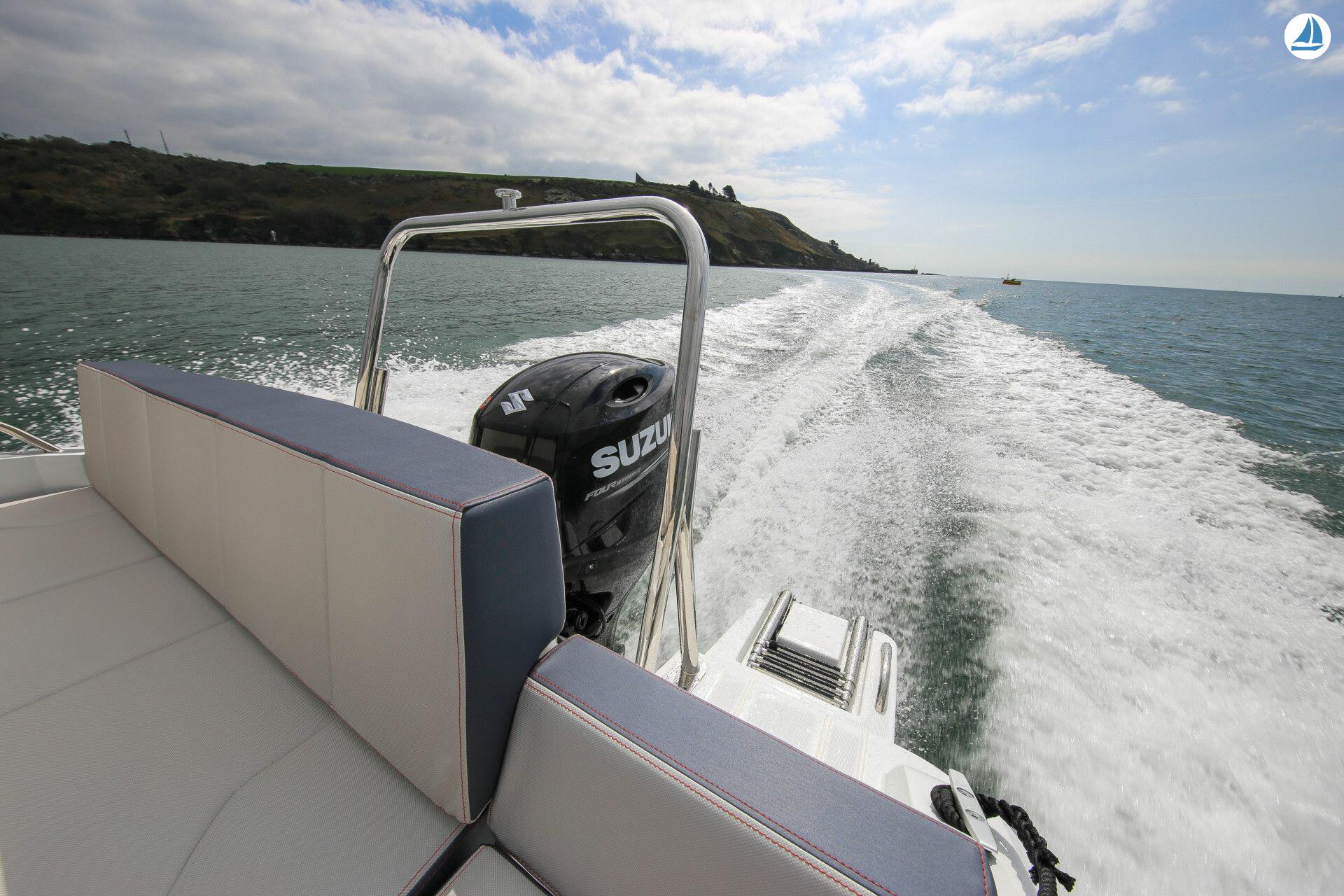 Foto Beneteau Flyer 6.6 spacedeck - Tamariu 2