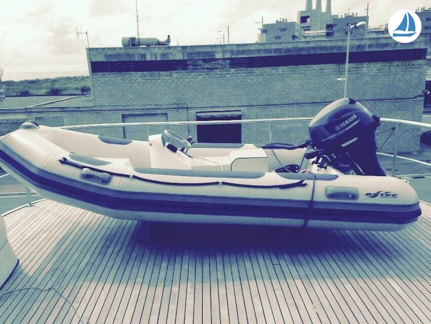 Foto Alberto Vargas Gracia, Eva Morera y Jober Noubelt Trawler 7