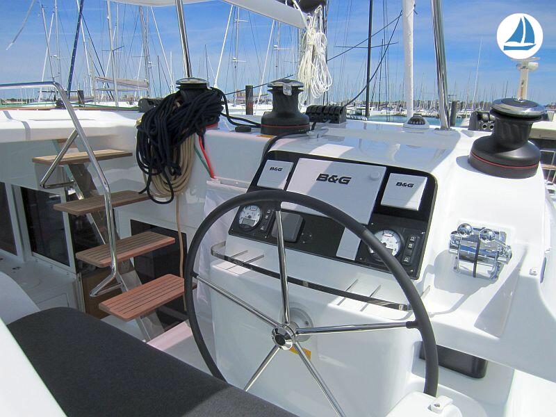 Foto Lagoon 450 S 8
