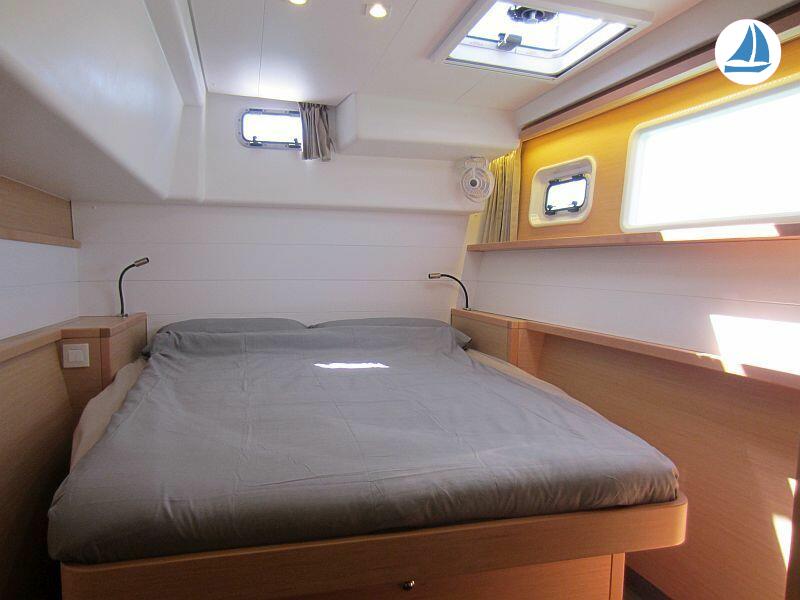 Foto Lagoon 450 S 13