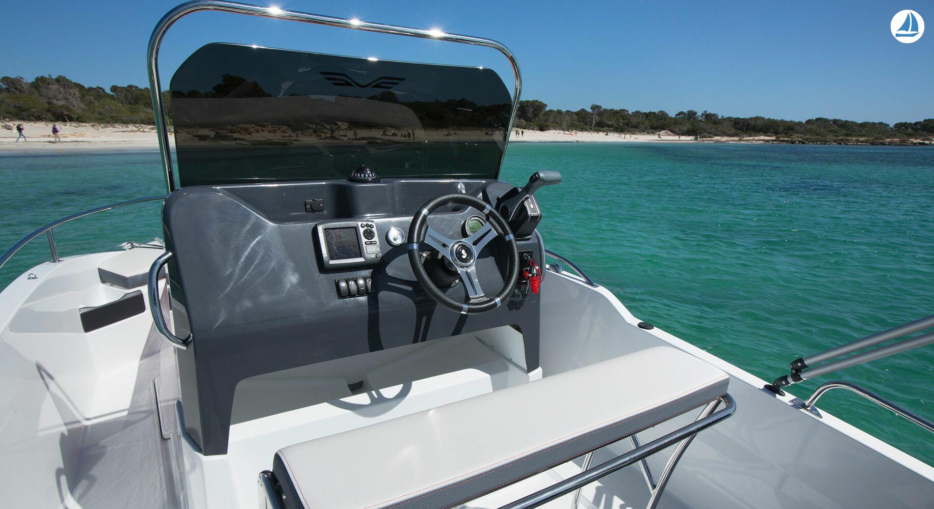 Foto Beneteau 5,5 Flyer Spacedeck - Llafranc 2