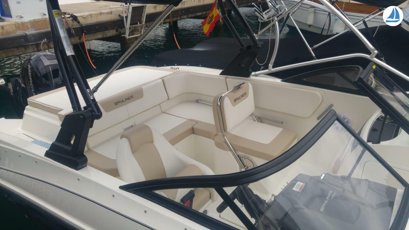 Foto Bayliner Vr5 4