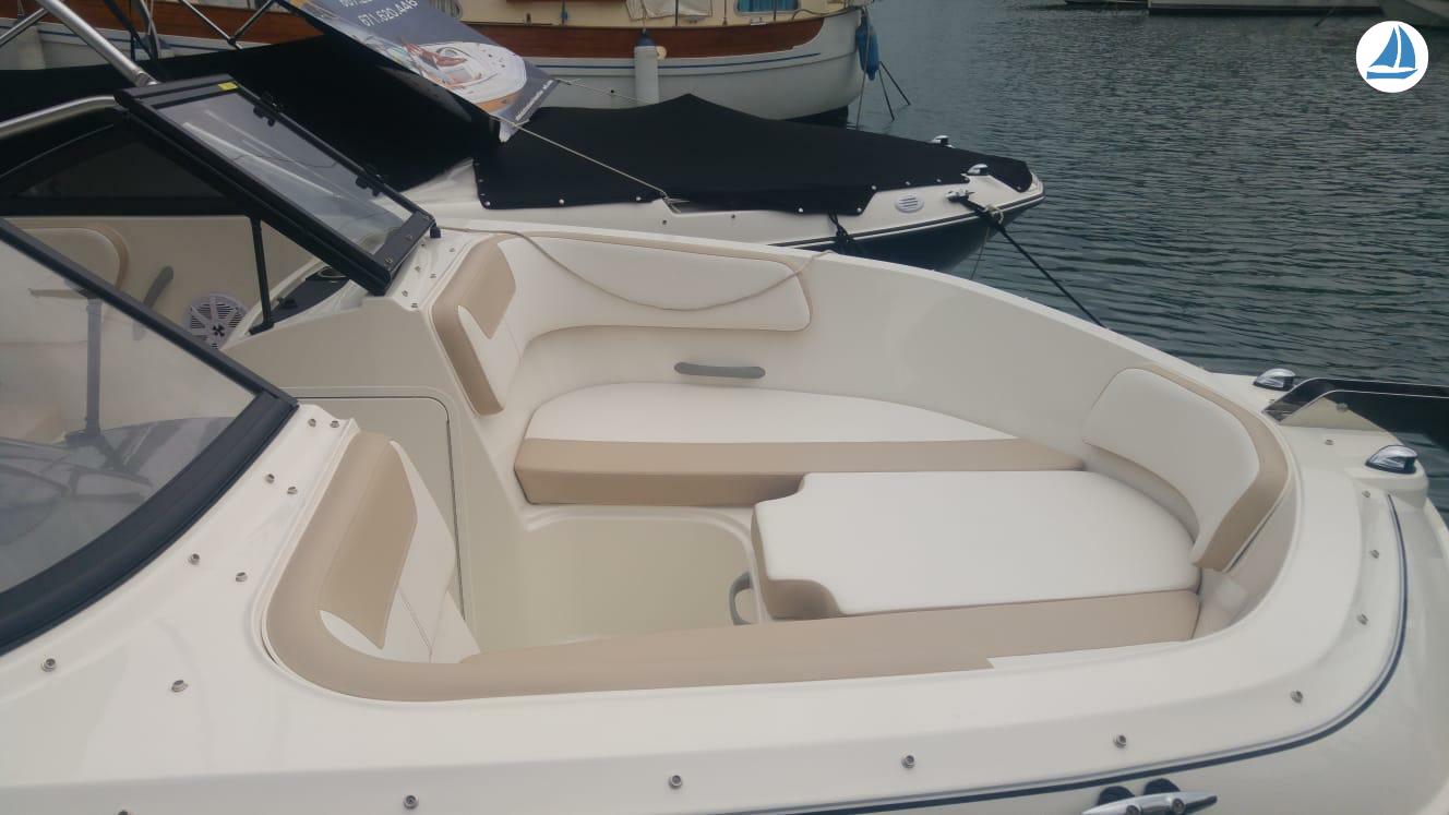 Foto Bayliner Vr5 5