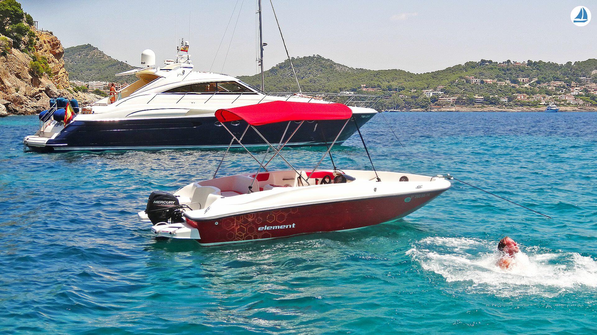 Foto Bayliner Element E5 'Sangria' WITHOUT LICENCE 1