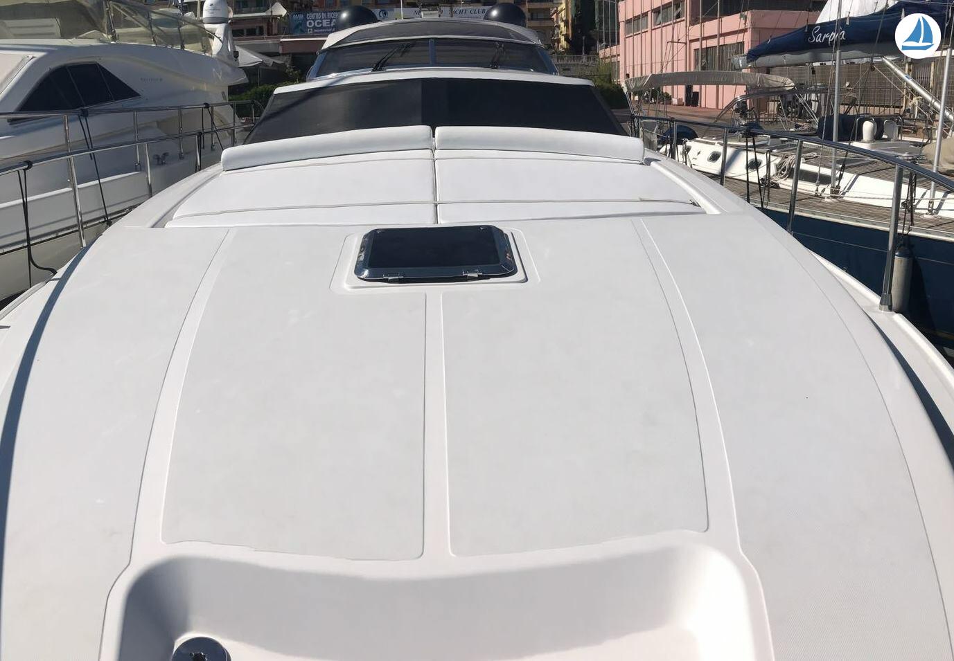 Foto Pershing 52 Fly 8